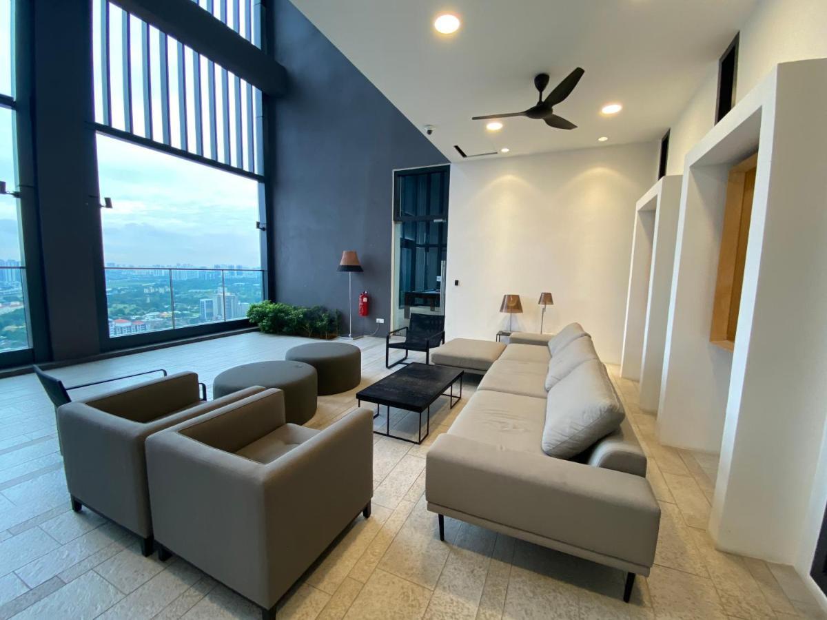 Infinity Pool Suite Bukit Bintang Lalaport Bbcc Kuala Lumpur Exterior photo