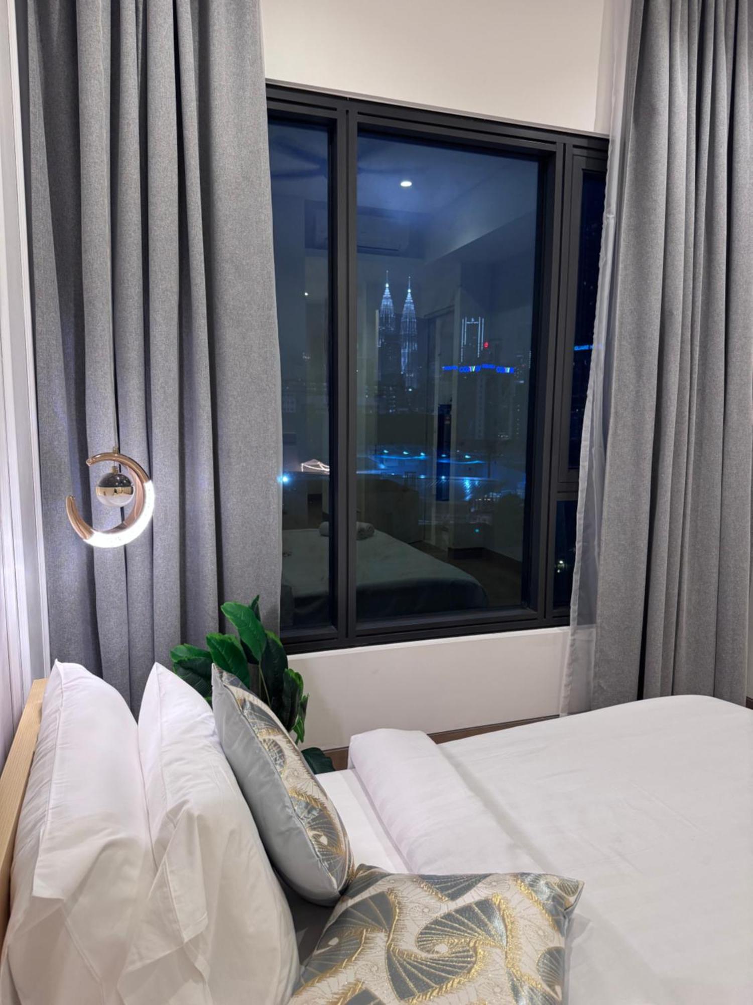 Infinity Pool Suite Bukit Bintang Lalaport Bbcc Kuala Lumpur Exterior photo